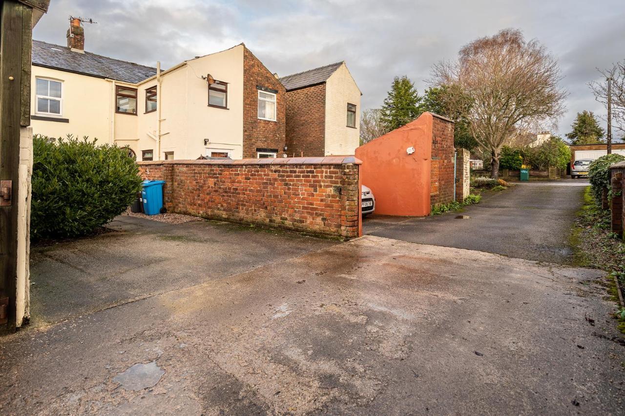 Wrea Cottage, 2 Bedrooms Wifi & Parking Near Ribby Hall Wrea Green Exterior photo