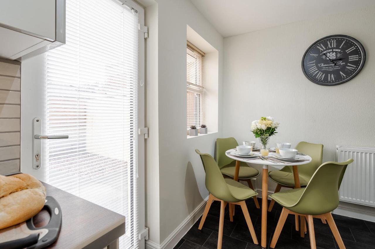 Wrea Cottage, 2 Bedrooms Wifi & Parking Near Ribby Hall Wrea Green Exterior photo